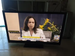 Televisión LG 43 pulgadas Negra