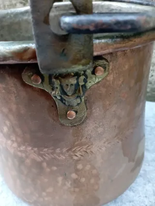 Antico Pentolone camino rame decorato