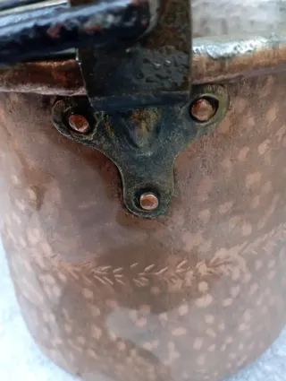 Antico Pentolone camino rame decorato