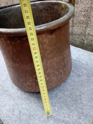 Antico Pentolone camino rame decorato