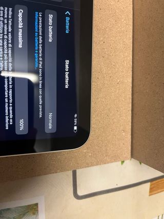 iPad A16 (nuovo) + Custodia + Penna