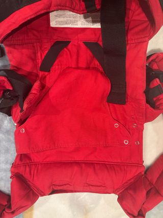 Mochila portabebés Manduca roja