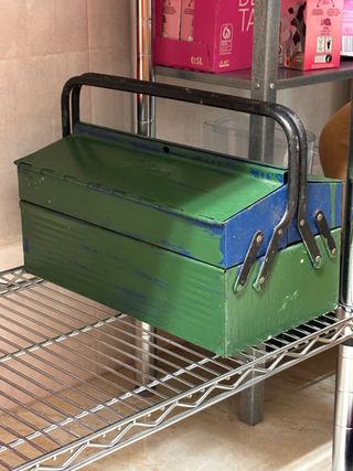 Caja de herramientas vintage