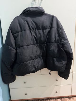 Chaqueta acolchada Zara negra talla M