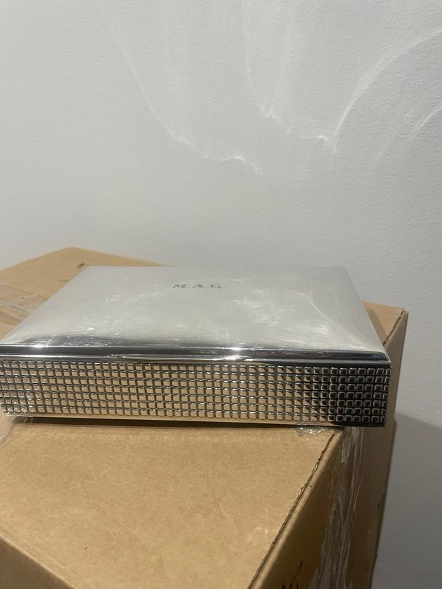 Caja de plata para puros o joyas