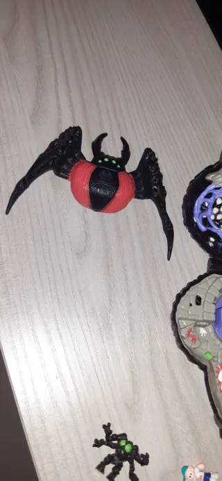 Aracnoid Mighty Max Completo