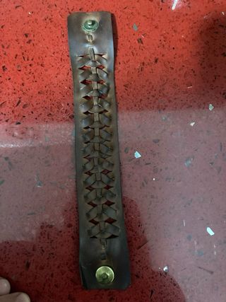 Pulsera en cuero marrón