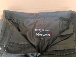 Pantalón Kerozen Cuero Negro