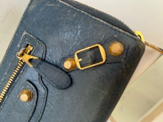 Portafoglio Balenciaga Blu con Dettagli Oro