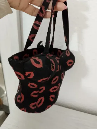 Bolso de mano tipo corsé con estampado de labios