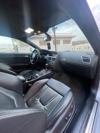 Audi S5 2010.  motor 4.2   354CV IMPECABLE!!!