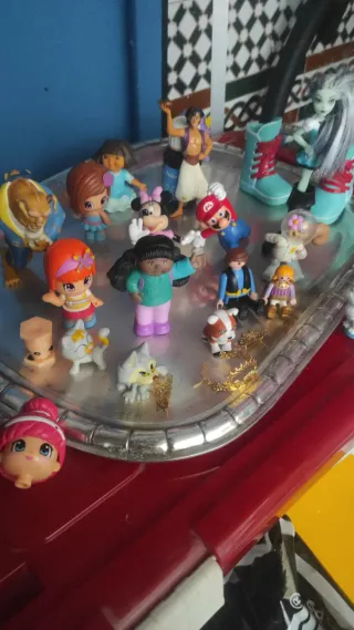 Lote de figuras de colección