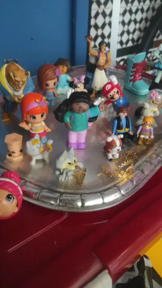 Lote de figuras de colección