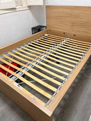 Cama Doble Ikea Madera y Metal