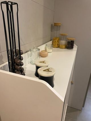 Vitrina HAUGa cristal blanco 105x116