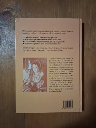 Libros grafología/ homeopatía/ tarot/ quiromancia
