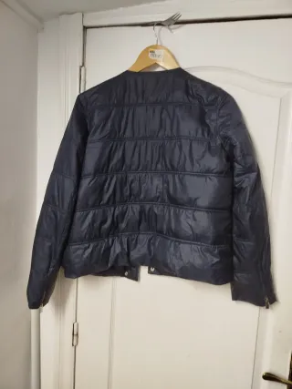 Chaqueta Zara azul con bolsillos