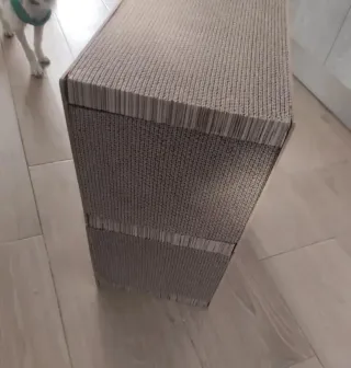 Rascador Gatos Vertical con Cama Villa