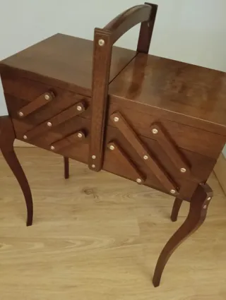 Costurero Vintage Francés