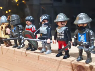 Lote 2,  Figuras Playmobil Medievales