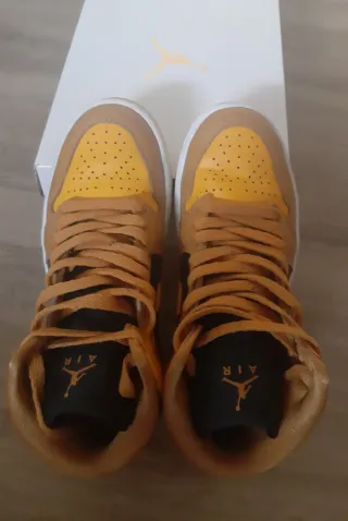 Nike Air Jordan 1 Mid Taglia 38,5