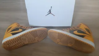 Nike Air Jordan 1 Mid Taglia 38,5