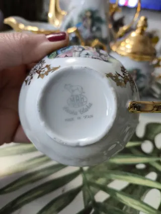 Juego de café porcelana oro y blanco