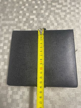 Joyero negro y beige con compartimentos