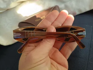 Gafas de sol Persol marrones