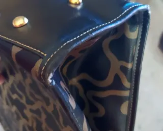 Bolso Tous Negro y Dorado