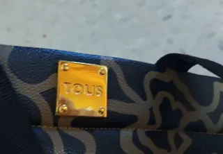 Bolso Tous Negro y Dorado