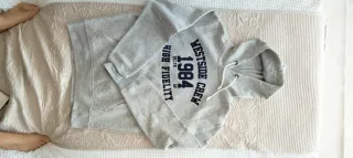 Sudadera con capucha