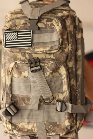 Mochila Táctica Camuflaje Digital.