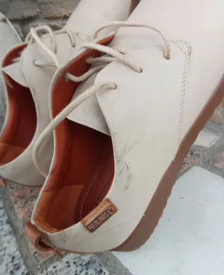 Zapatos Pikolinos Beige y Marrón