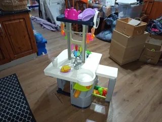 Cocinita de juguete con accesorios
