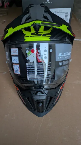 Casco LS2 Explorer Carbon 701 talla XS