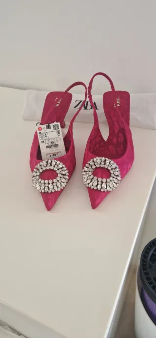 Zapatos Zara Talla 39 Fucsia Joya