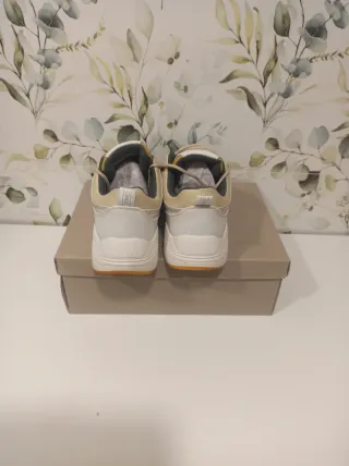 Zapatillas Invierno Mujer Negras y Blancas