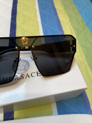 Occhiali da sole neri