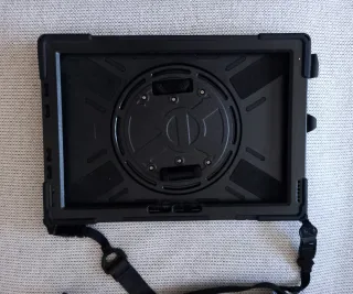 Funda Surface Negra con Correa.