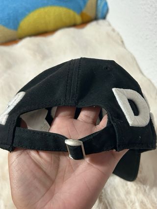 Gorra DSQUARED2 Negra Adolescentes