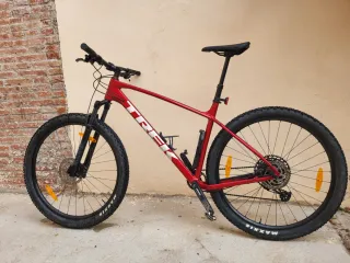 Bicicleta Trek Marlin 8 XL Roja