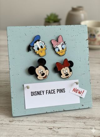 Conjunto Pins Disney Mickey Minnie Donald Daisy