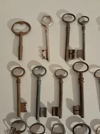 Lotto 40 Chiavi Vintage Antiche
