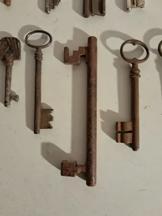 Lotto 40 Chiavi Vintage Antiche