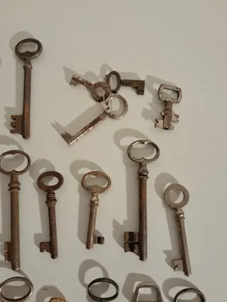 Lotto 40 Chiavi Vintage Antiche