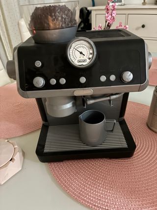 Cafetera de juguete DeLonghi