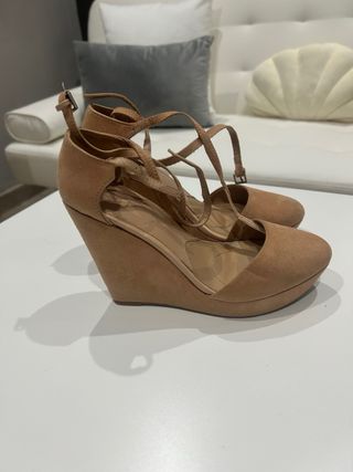 Sandalias Stradivarius Beige Cuña