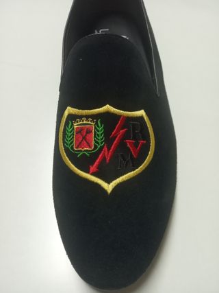 Mocasines Ante Negro T42 Escudo Rayo Vallecano
