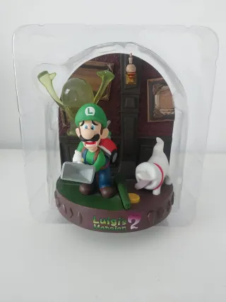 Figura Luigi's Mansion Ed. Limitada Club Nintendo